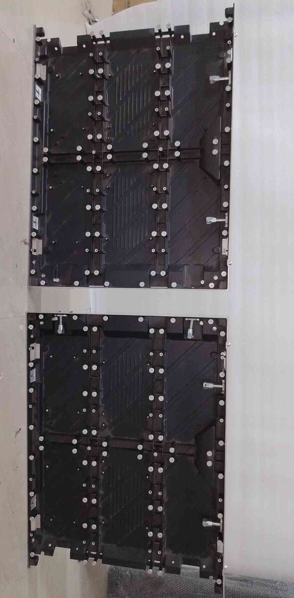 Aluminium Die cast Indoor 640x480 45deg right / left
