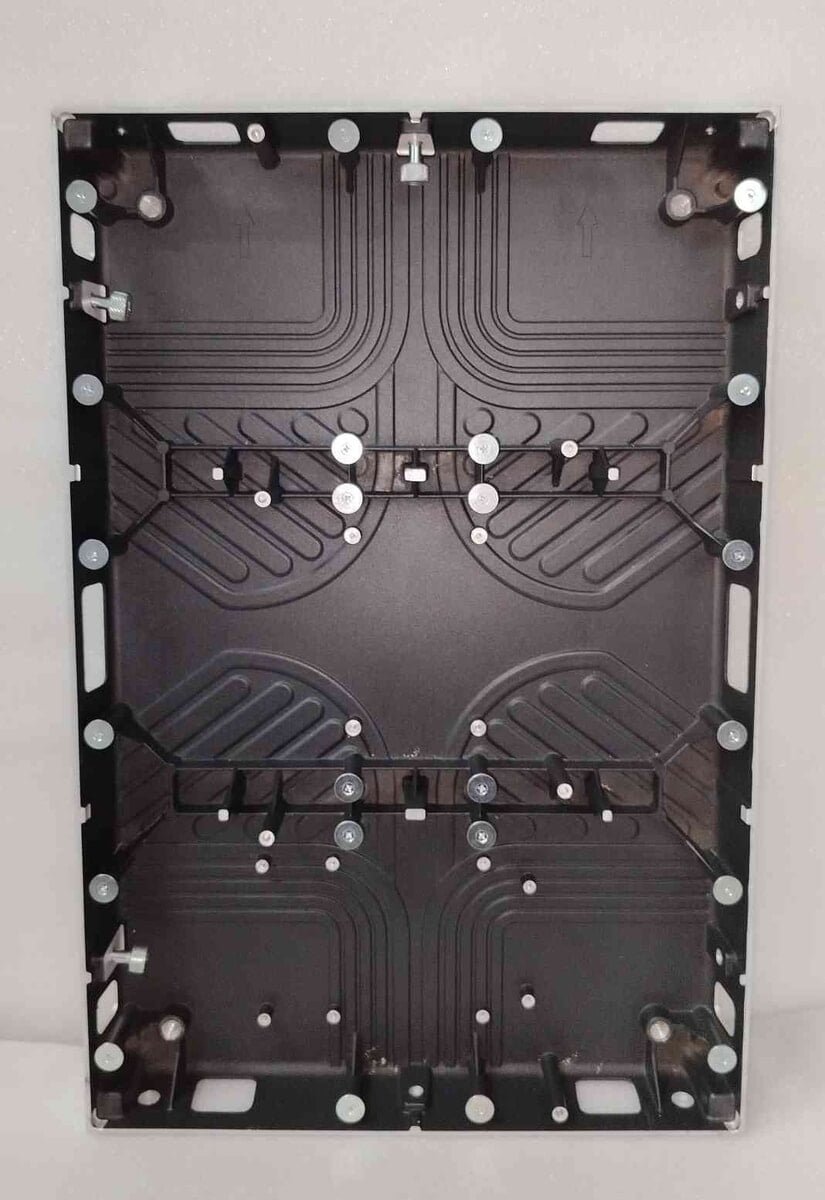 Aluminum Diecast 320 x 480 (8 magnets)
