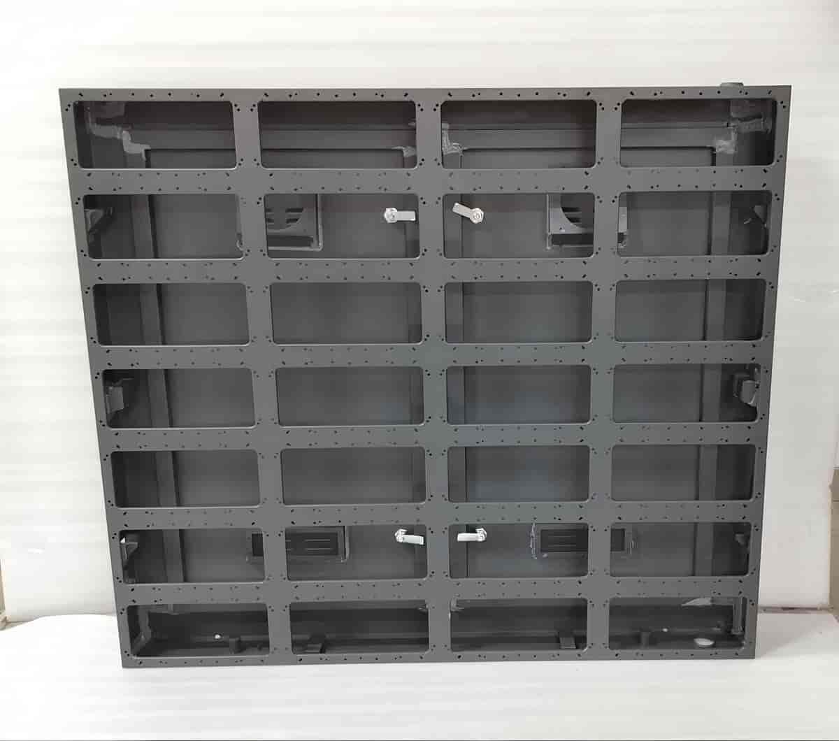 MS CABINET 1280 MM X 1120 MM - P4 LG